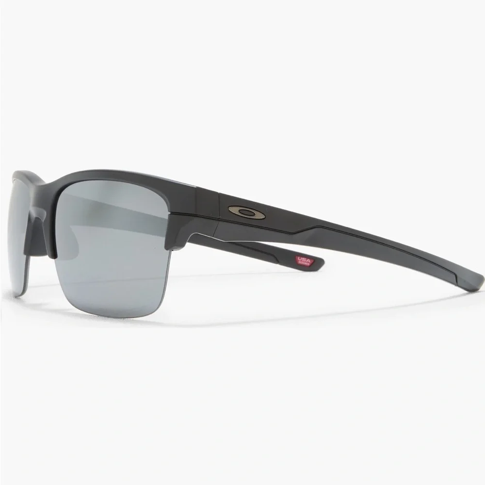 Oakley Thinlink 63mm Polarized Sunglasses in Matte Black/Black Iridium NWT